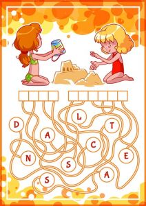 Educational puzzle game with kids and sand castle.